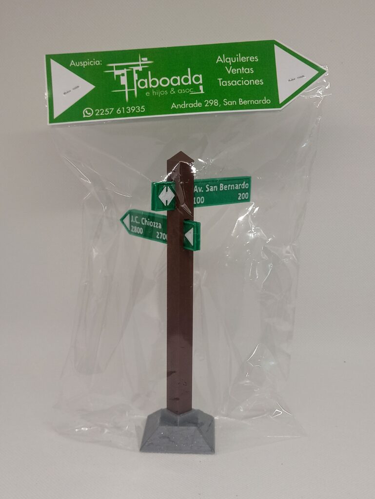 Soy tu Esquina: Integración de E-commerce, Diseño Visual y Fabricación Digital img 20250114 190604587